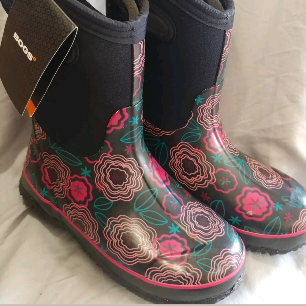 Bogs winter proof boots youth 4